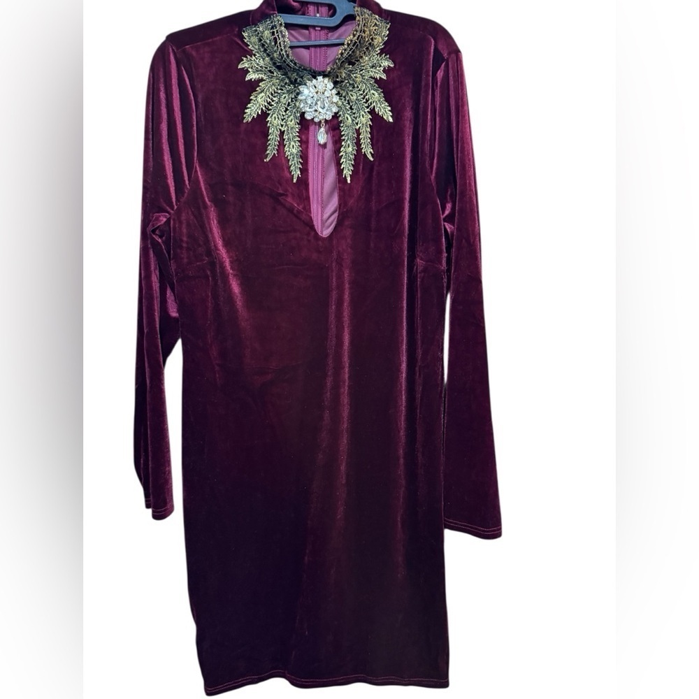 J.OUR Burgundy Velvet V-Neck Bodycon Mini Dress Size 1X